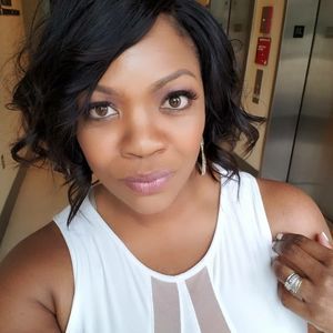 Meet your Posher, Rochelle